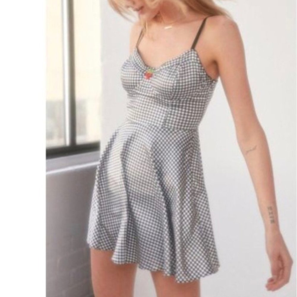 UO Cooperative ‘Gilly’ Gingham Romper Dress